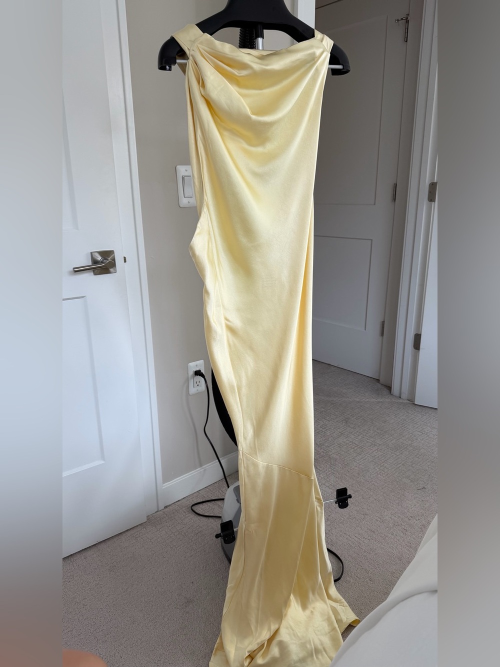 Böhme Lark Satin Maxi Dress — Butter Yellow 🌼 NWT Size M